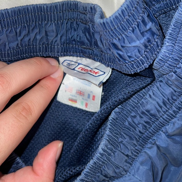 Vintage Reebok track pants sz L - Picture 4 of 5